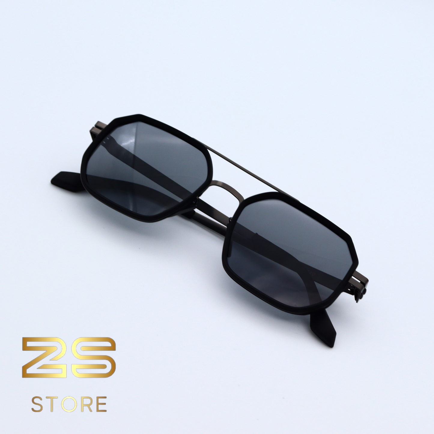 IC! Berlin - Z8025 Noire