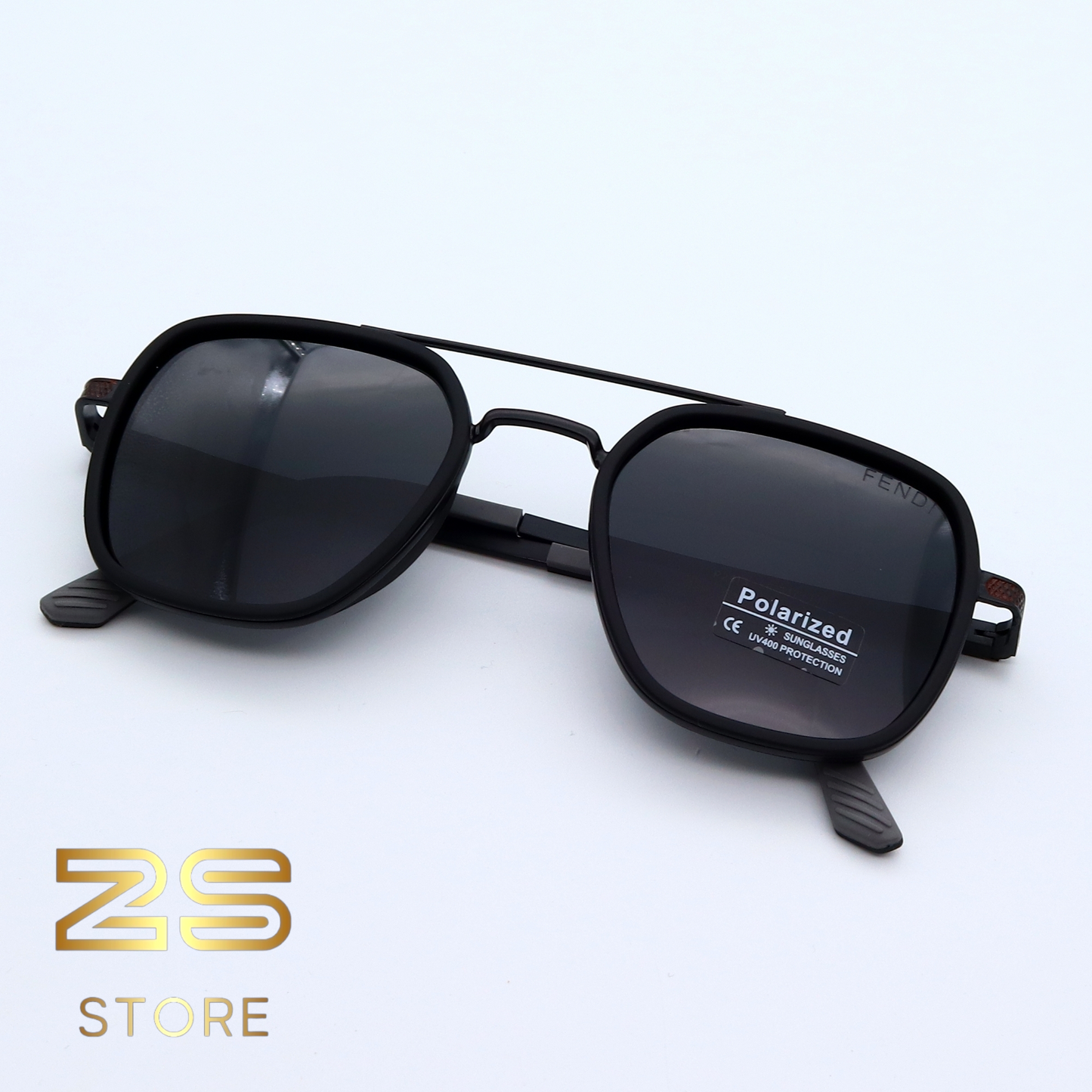 FENDI - P2413 Noire Rouge